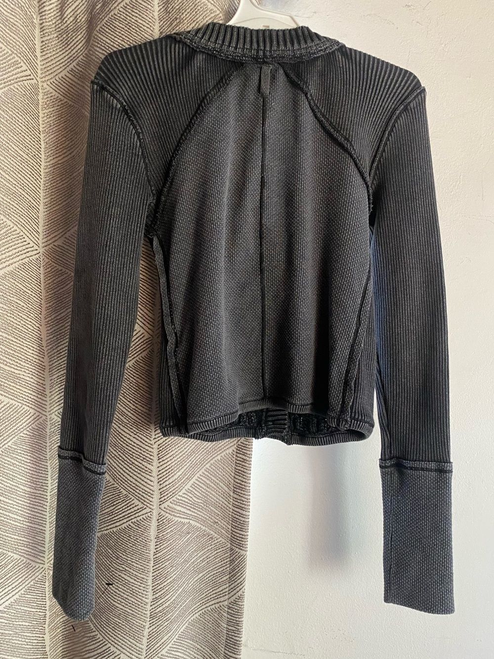 FREE PEOPLE We The Free Snapshot Cable Cardigan Washed Black Sz Small - Picture 3 of 9